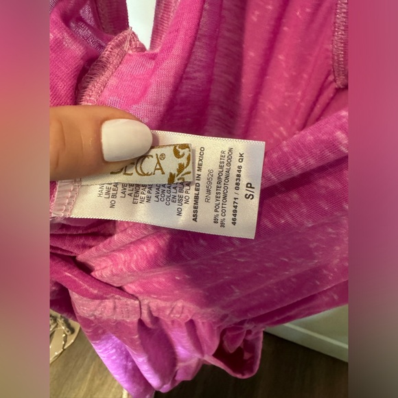 Brand new Becca romper size small - Picture 7 of 7